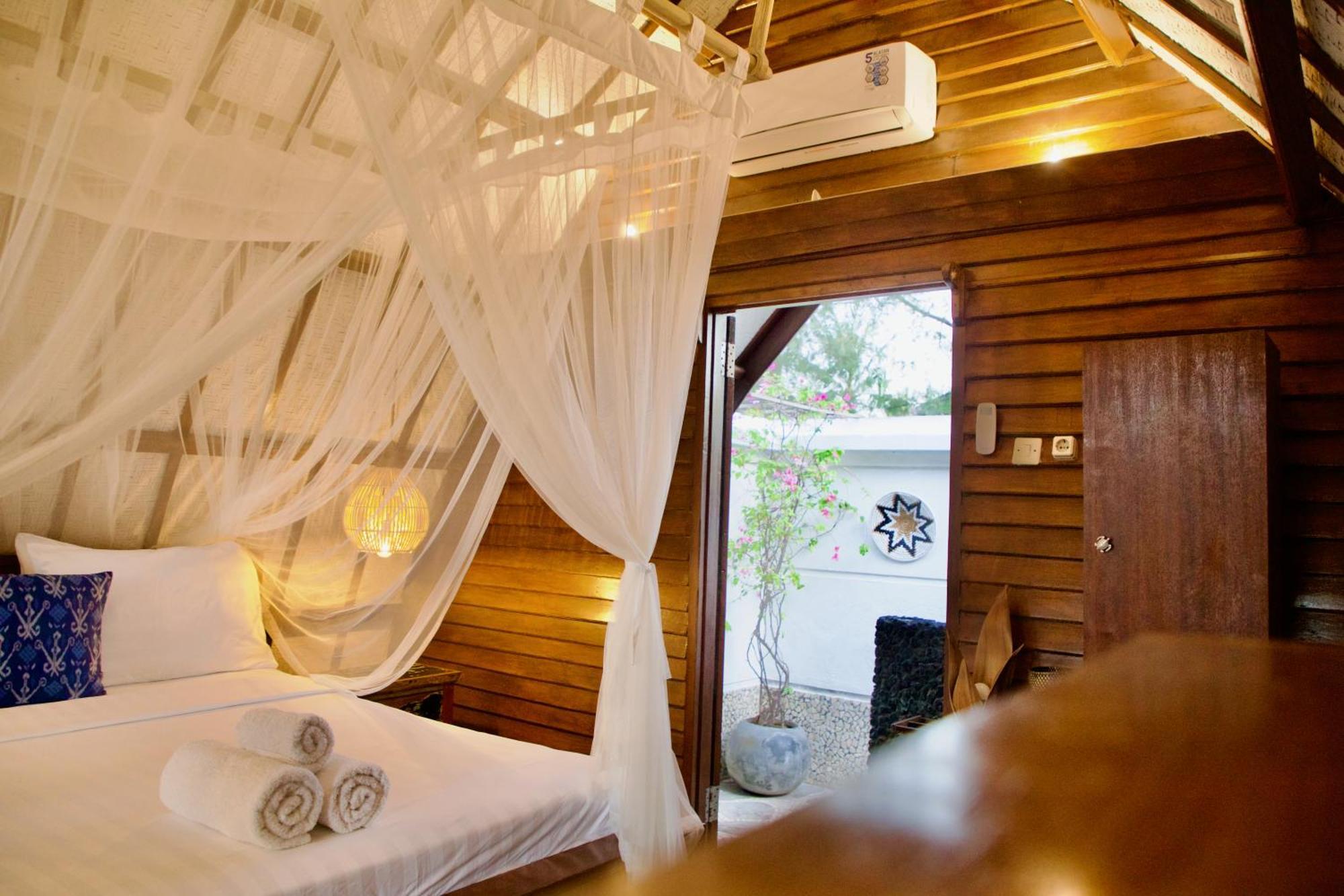 Villa Sunset Beach Gili Trawangan Kültér fotó