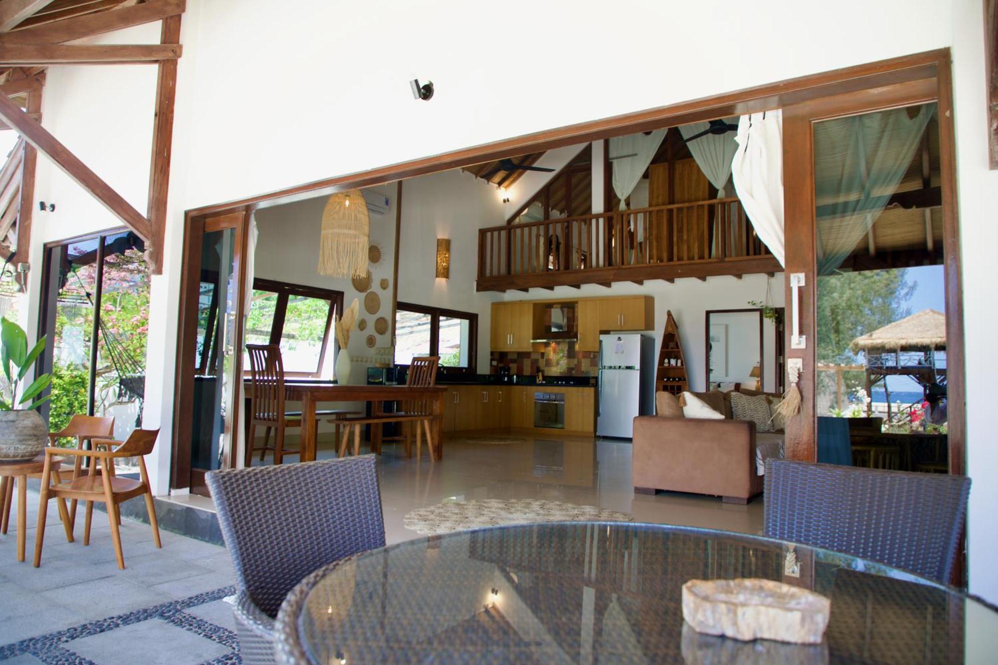 Villa Sunset Beach Gili Trawangan Kültér fotó